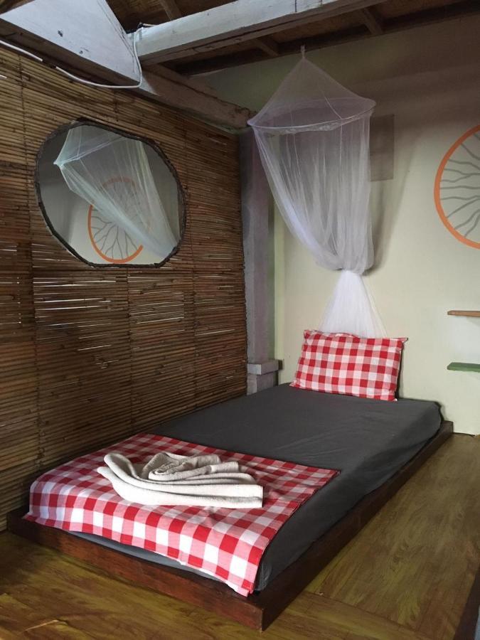 Sunrise Lodge & Lounge 싱가라자 외부 사진