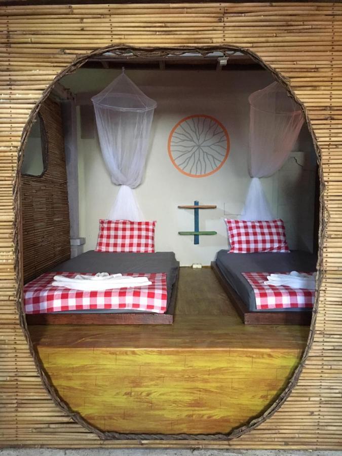 Sunrise Lodge & Lounge 싱가라자 외부 사진